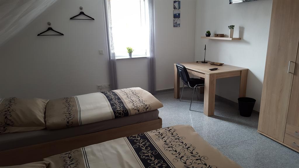Haus-Bernhard-Hp Appartamento Herschweiler-Pettersheim Esterno foto